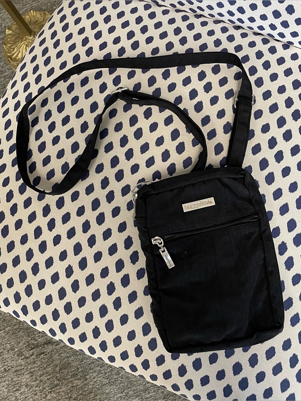 Baggallini Black Purse